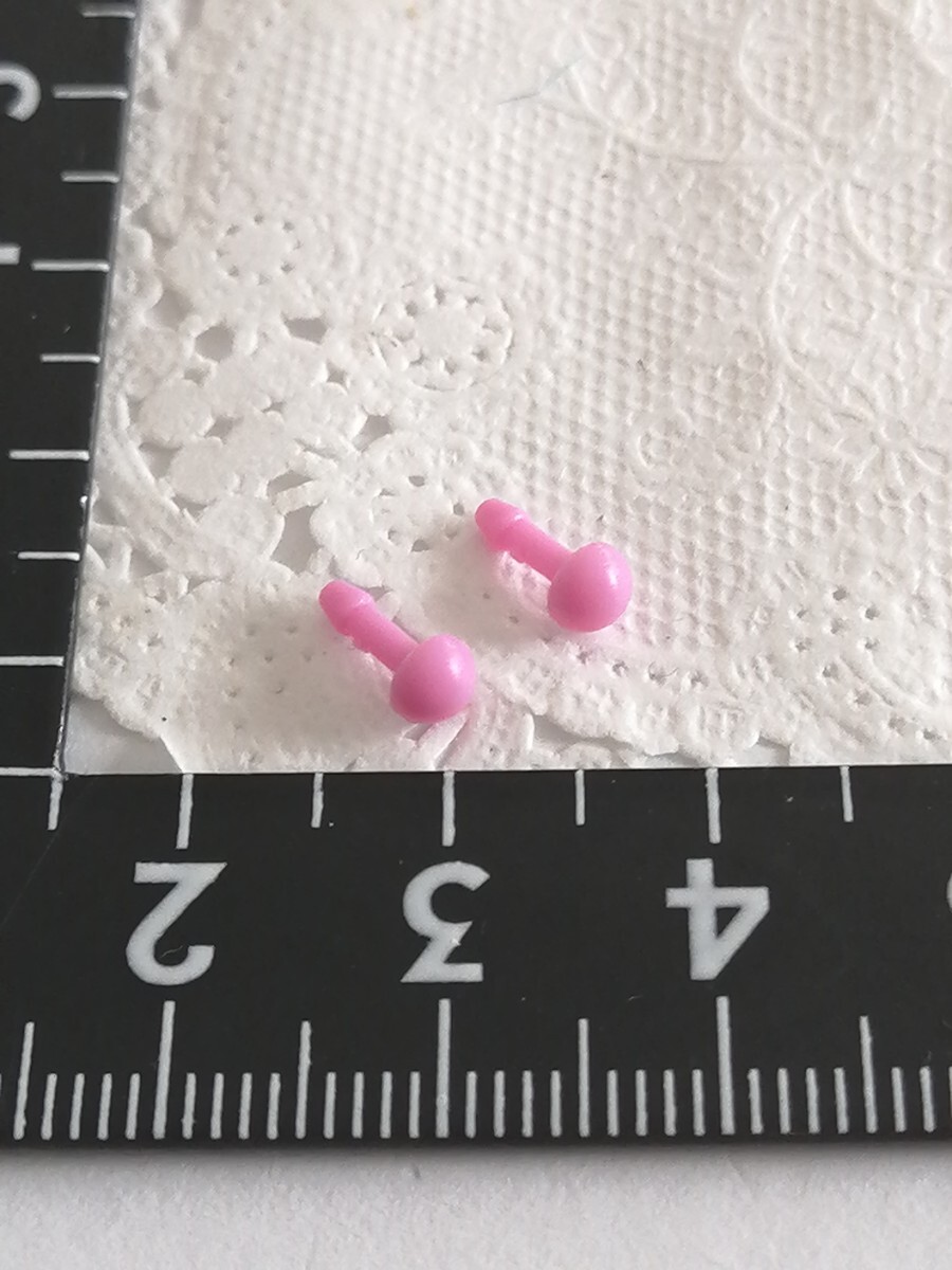 4r928 ドール用 リカちゃん ジェニー ハッシュタグリカちゃん サイズ ピアス イヤリング 濃い ピンク 丸型 丸拍卖