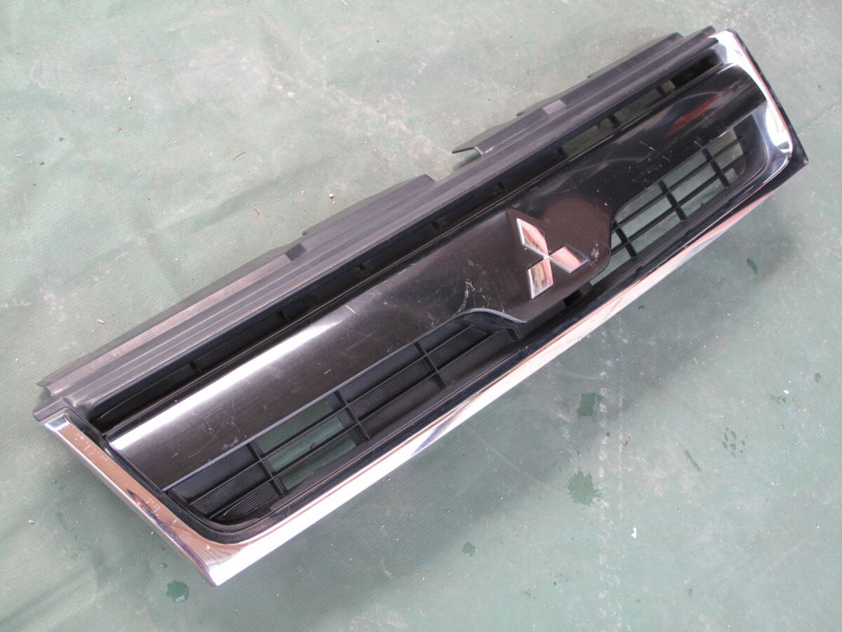 G 三菱 eKワゴン H82W 純正 フロントグリル 7450A383-01拍卖