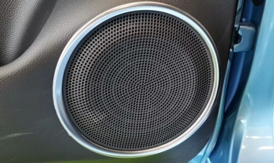 高グレード化♪ メッキ スピーカー リング インテリア パネル フィット GR3 GR4 GR6 GR8 e:HEV ホーム ネス クロスター リュクス拍卖