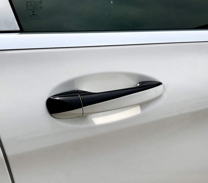 流行りのツートンカラー仕様に♪ メルセデス ベンツ ドアハンドル カバー N293 EQC400 EQCエディション1886 4マチック スポーツ EQCクラス拍卖