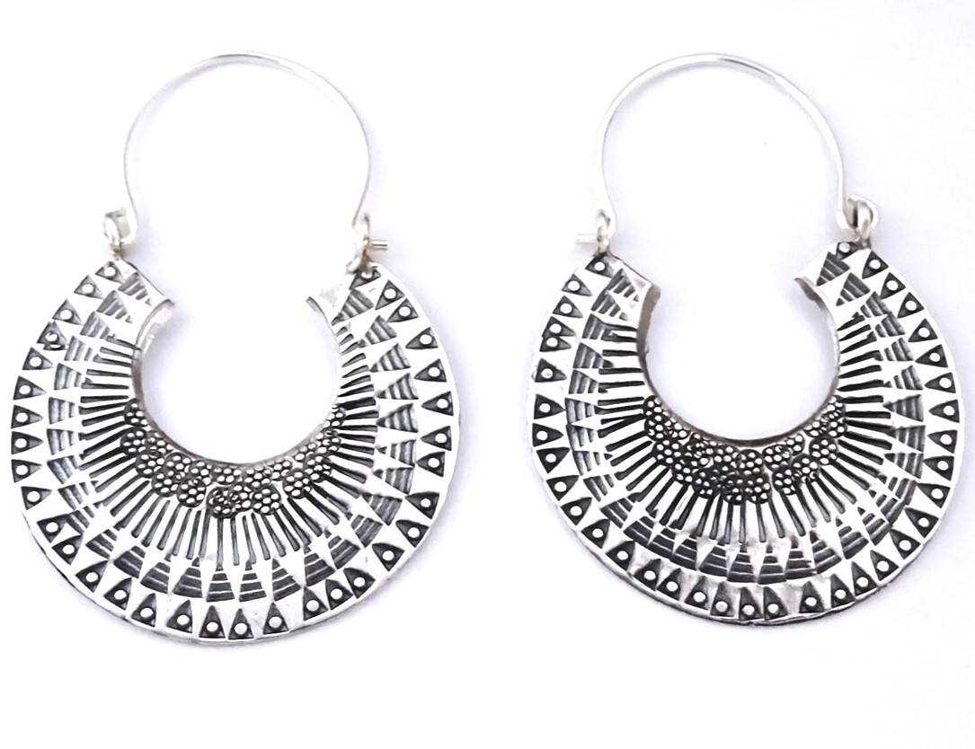 ◆カレンシルバー ピアス 高純度 刻印◆アニミズム・植物・自然・山岳民族・少数民族◆カレン族・karen silver【24tp08】拍卖