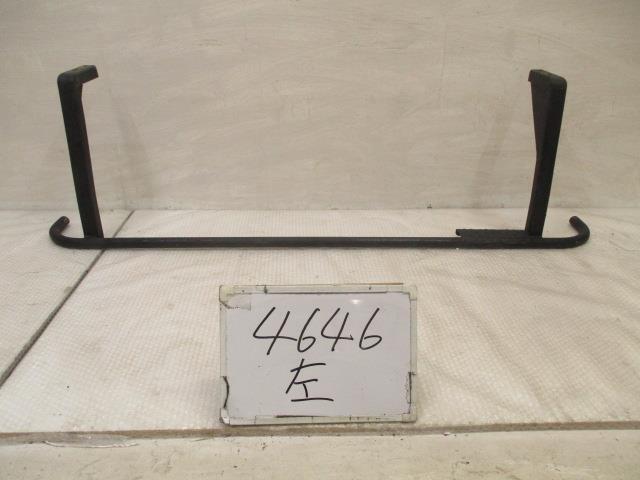 18年 タイタン PB-LKR81AN 標準 純正 左サイドバー サイドステップ 195284 4646拍卖