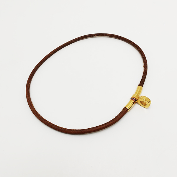 中古品 エルメス キテチョーカー 革紐 レザー ゴールドGP ブレスレット メンズも拍卖