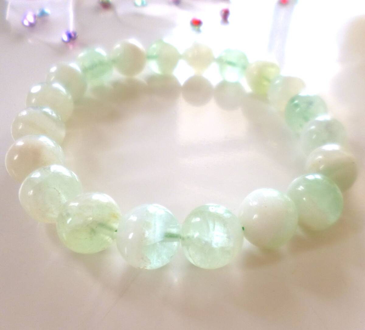 ☆虹入り☆心と体の癒し☆魂の浄化☆リラクゼーション効果☆ ☆グリーンフローライトクォーツ☆ ☆10.5mm☆ ☆17.5cm☆拍卖