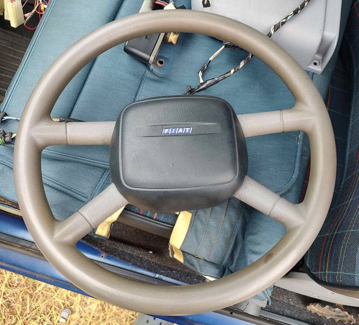 FIAT PANDA 141 初代 フィアット パンダ 純正ハンドル 拍卖