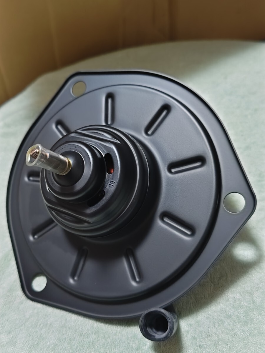 新品未使用 ブロアモーター 87104-37090 282500-0730 トヨタ ダイナ トヨエース ユニット デンソー拍卖