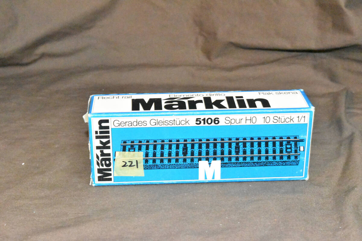 ☆★新品に近い Mrklin製品 5106 直線レール 必要な方如何でしょうか? 221拍卖