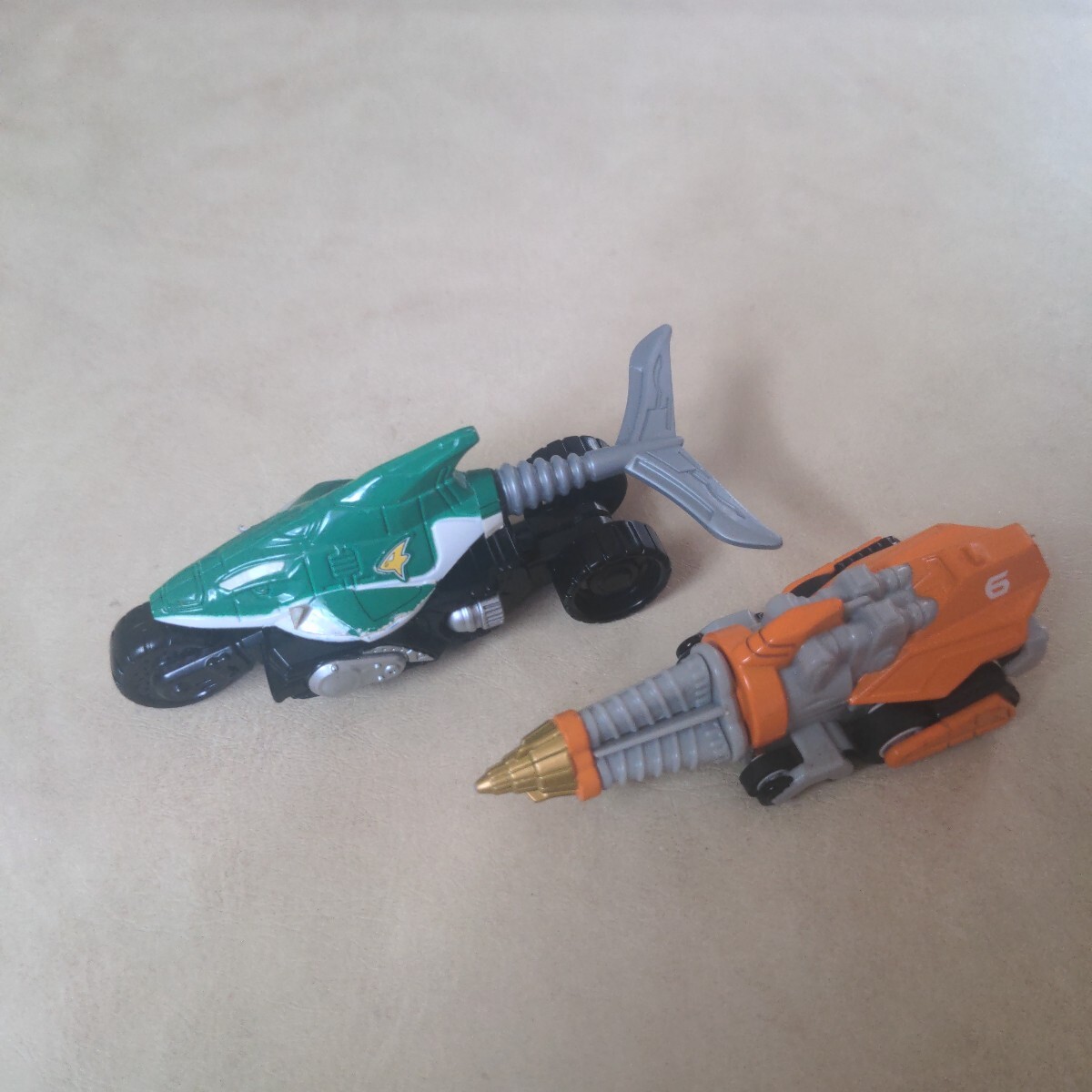 ゴーゴードリル バルバルーカ ミニサイズ フィギュア 現状品 部品取り 炎神戦隊ゴーオンジャー セット拍卖