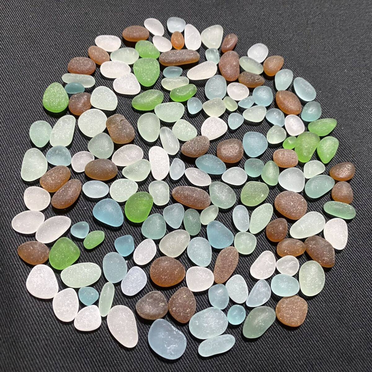 コロコロシーグラス&なるべく欠けが少ないもの 76g S899 ビーチグラス レア 極小サイズ 小サイズ コレクションやアクセサリー作りにも拍卖