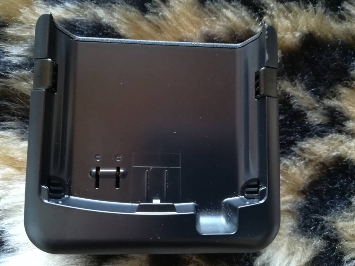 【中古美品】NTTdocomo 卓上ホルダ N34 【対応機種】MEDIAS WP N-06C拍卖