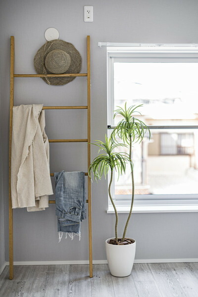 【ラダーハンガー】 ラダーハンガー 天然木 オーク 洋服 帽子 インテリア 収納 スタイリッシュ シンプル モダン デザイン ディスプレイ拍卖