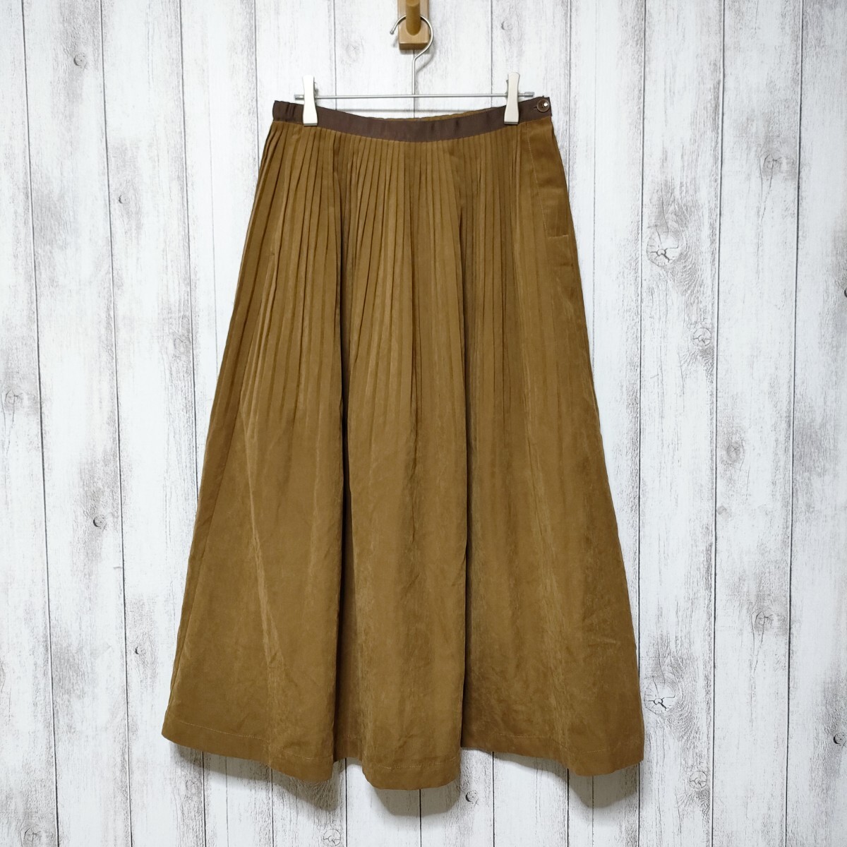 LILASIC リラシク (M) プリーツ フレアスカート拍卖