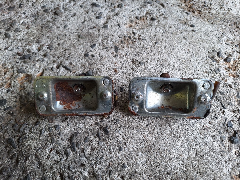 ハコスカ バックランプ 左右(ジャンク品)No.ki拍卖