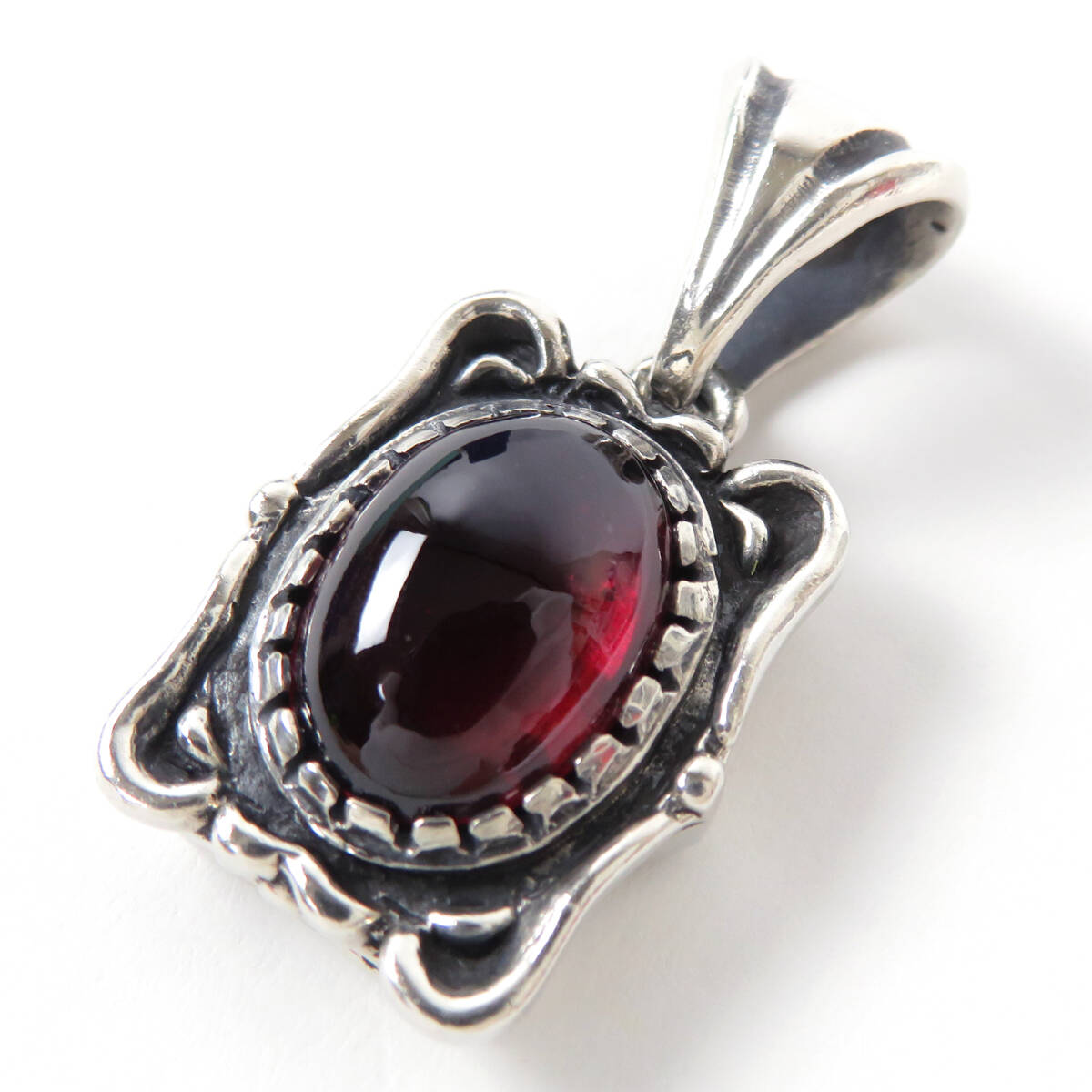 レザーズ&トレジャーズ カラーストーン ペンダントトップ レッド系 スターリングシルバー sv925 LEATHERS AND TREASURES POLLICINO拍卖