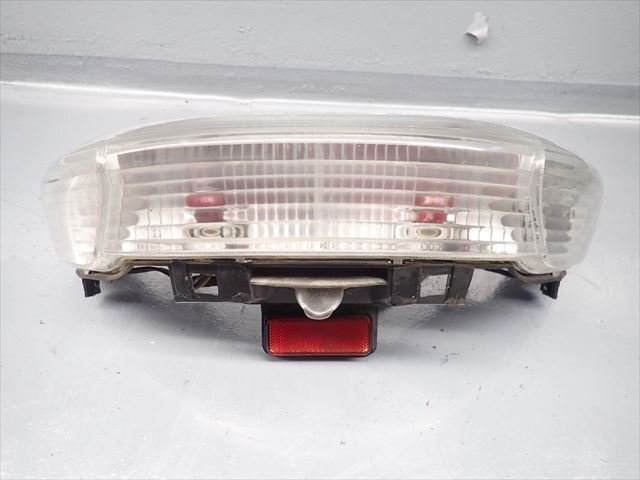 β240912-1 ヤマハ マジェスティ250C SG03J (H14年式) 社外 テールランプ クリアレンズ 割れ無し!拍卖