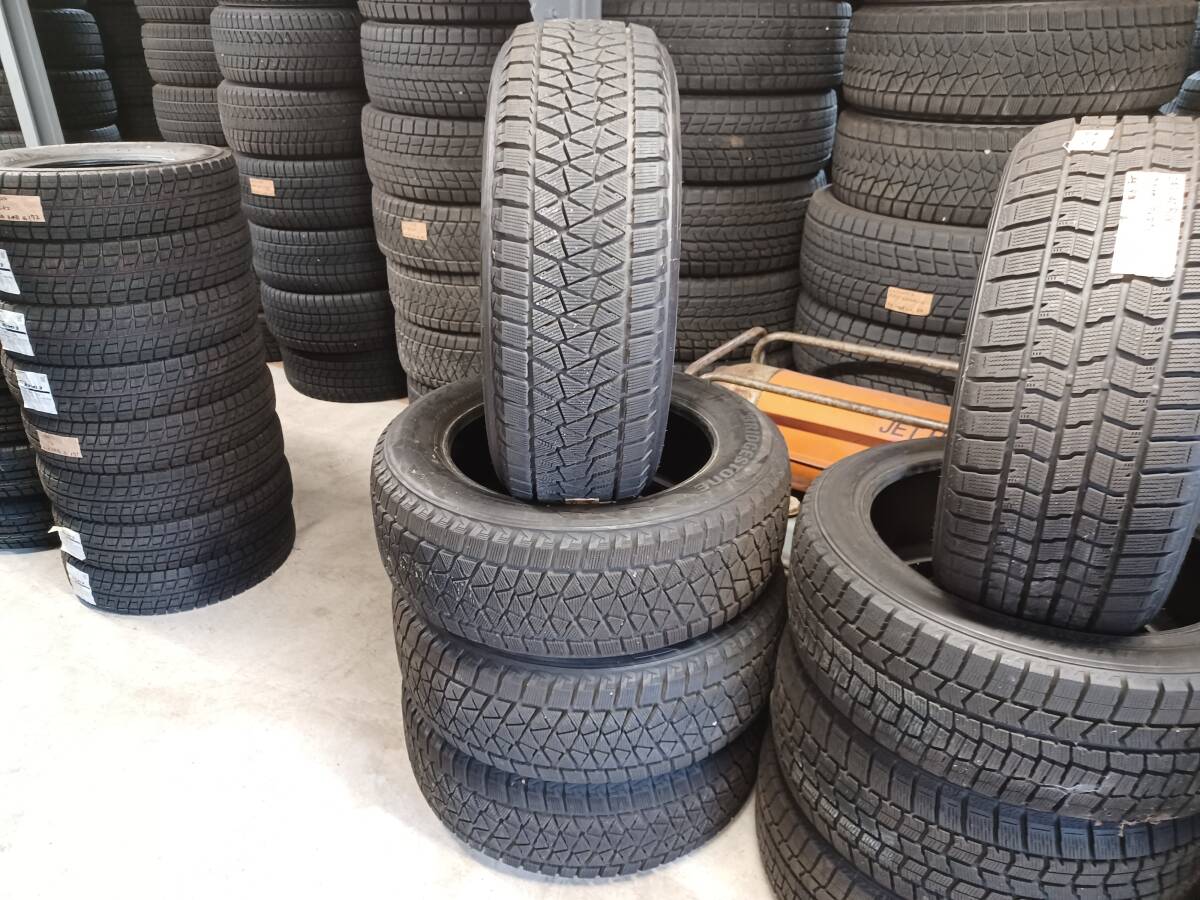 235/60R18 ブリヂストン ブリザック DM-V2 8山 No.136拍卖