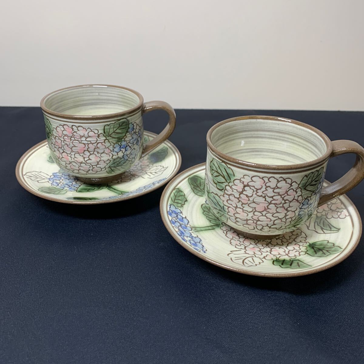 ★大阪/店舗受け取り可★美品 松保窯 カップ&ソーサー 2客セット 茶器 コーヒー 紅茶 紫陽花 花柄 ★拍卖