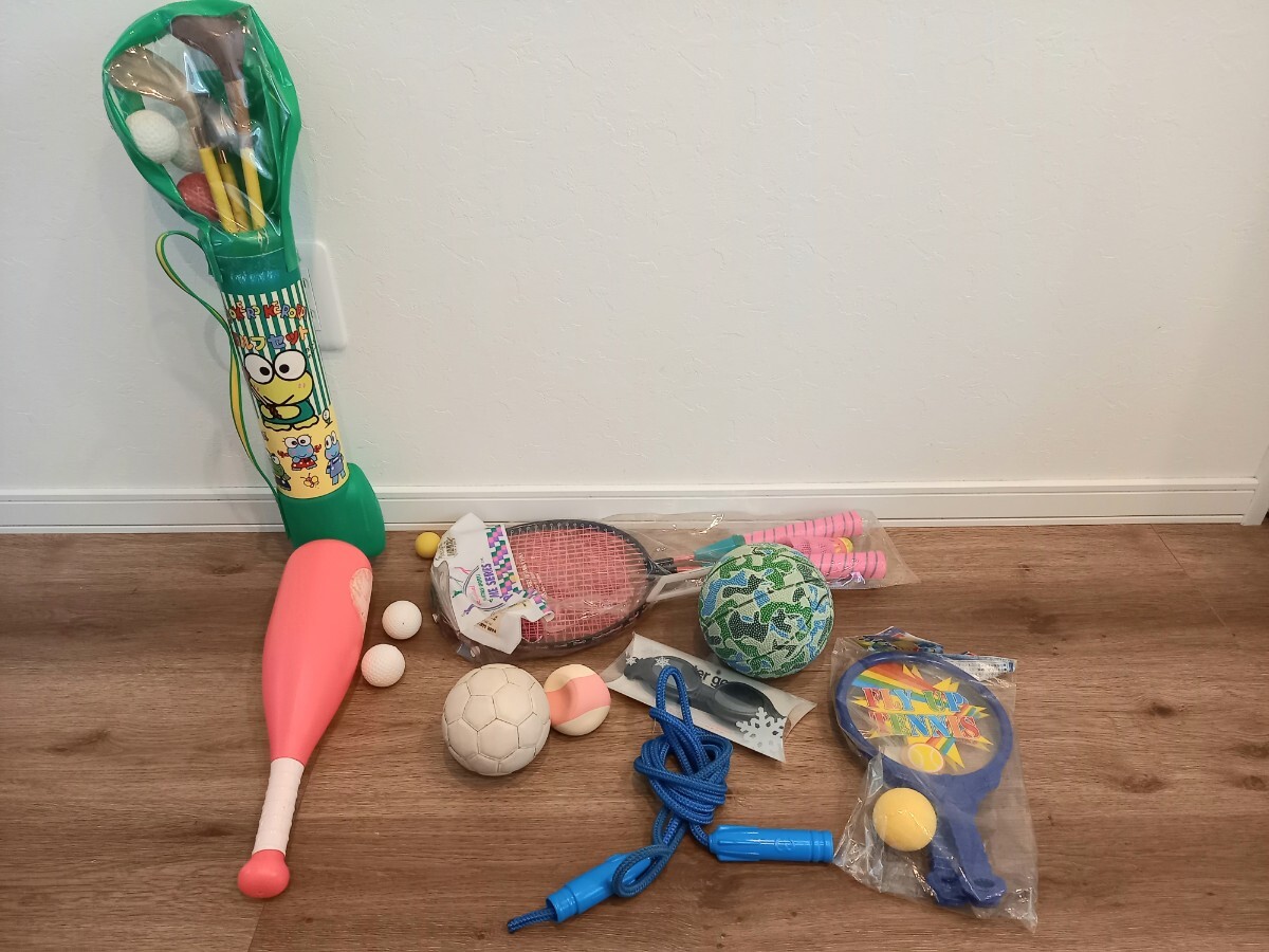 スポーツ用品まとめて ケロケロケロッピ~ ゴルフセット/バトミントン/フライアップテニス/ボール 水中メガネ なわとび 中古現状品 k1480拍卖