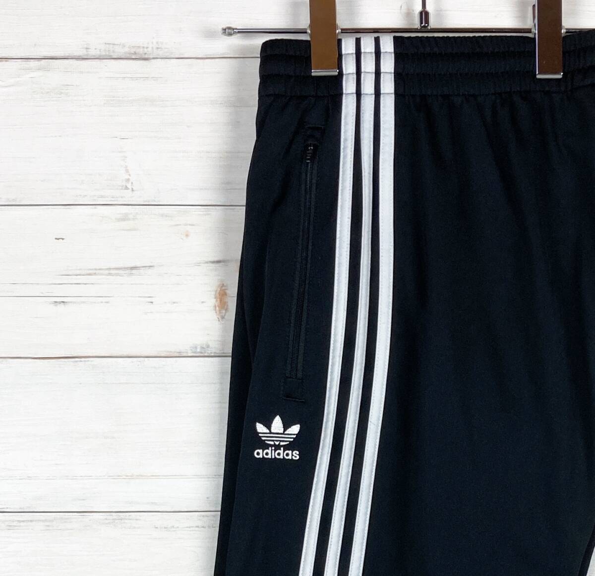 アディダス ジャージ パンツ ファイヤーバード 両裾サイドファスナー スリーストライプス トレフォイル刺繍 M拍卖