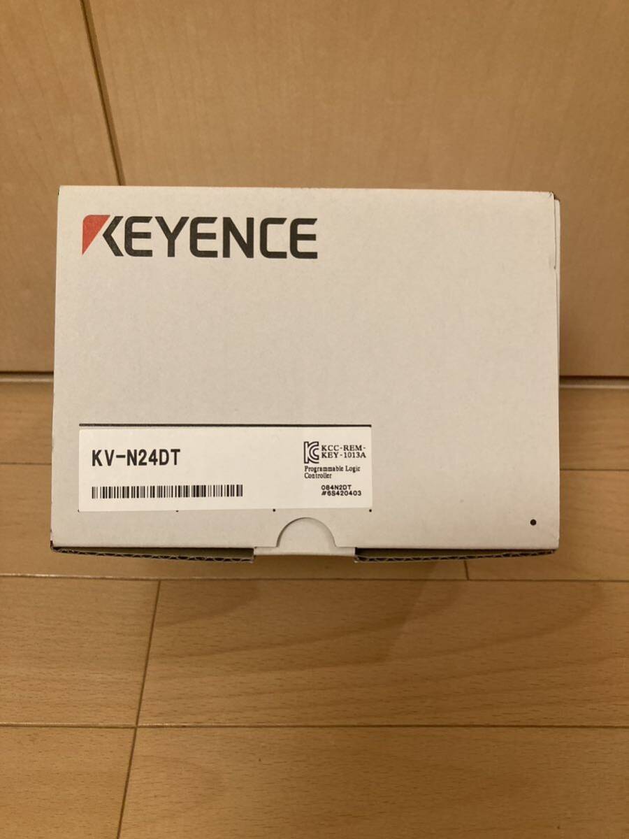 KEYENCE KV-N24DT PLC基本ユニット DC電源タイプ トランジスタ出力 新品未使用拍卖