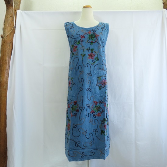 〓 新品 〓 エプロン ワンピース 〓 刺繍 エスニック アジアン インド綿 ドレス 家事 料理 掃除 ガーデニング おしゃれ 〓A047拍卖