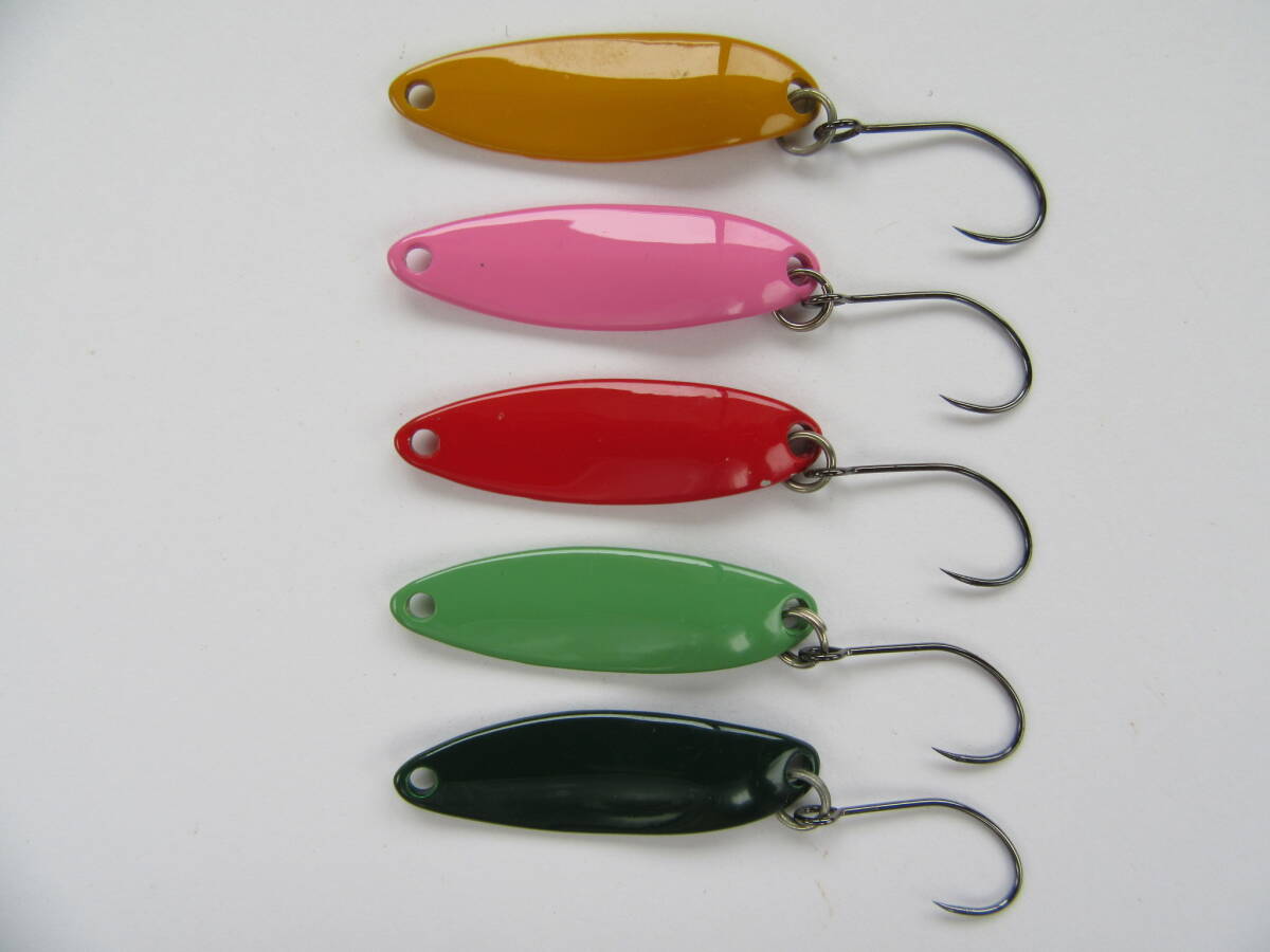 SHIMANO CARDIFF Slim Swimmer 2.5g シマノ カーディフ スリムスイマー 管釣り エリア トラウト拍卖