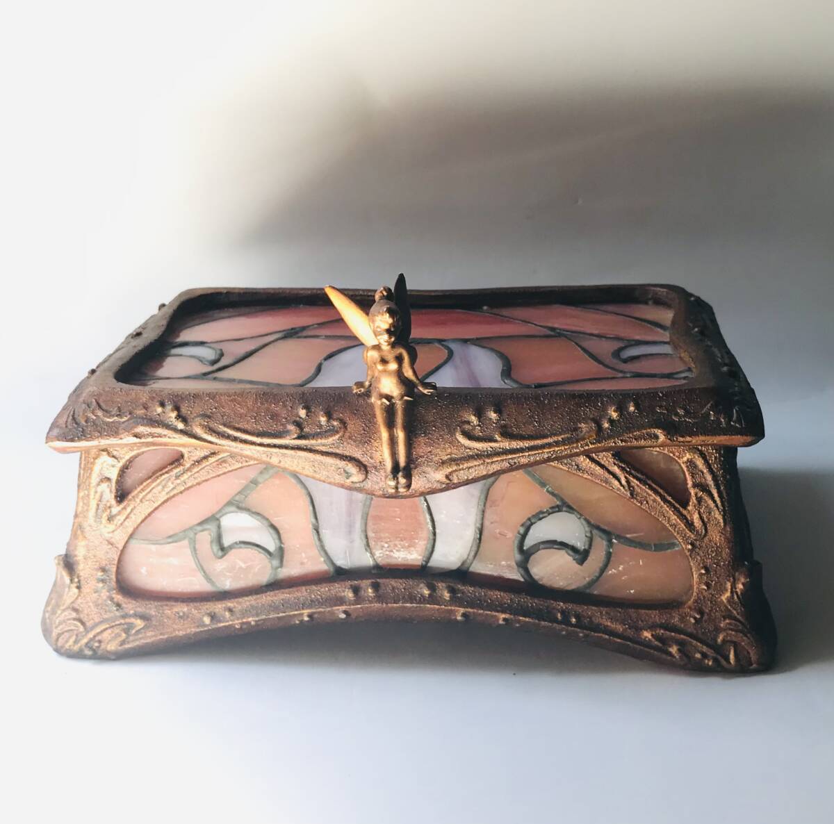 レア【世界限定数】ディズニーティンカーベルステンドグラスジュエリーボックス宝石箱ピーターパン アンティーク調拍卖