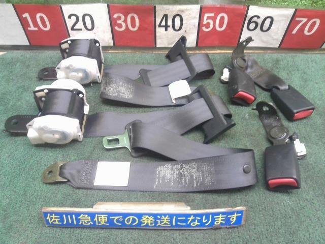 トヨタ 16アリスト V300 ベルテックス JZS161 リア シートベルト ベルト バックル付 センター欠品 傷・汚れ有り 現状販売 中古拍卖