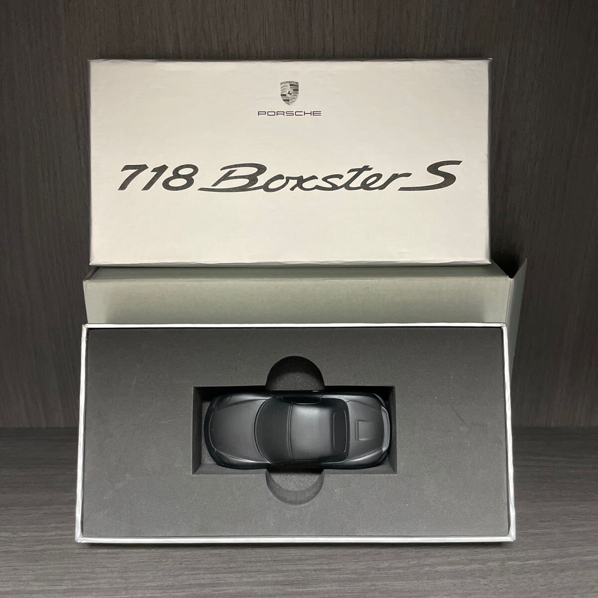 【即決】レアカラー ポルシェ 718(type 982) ボクスター S 正規非売品 メタルカー ペーパーウェイト Porsche Boxster S マッドブラック 黒拍卖