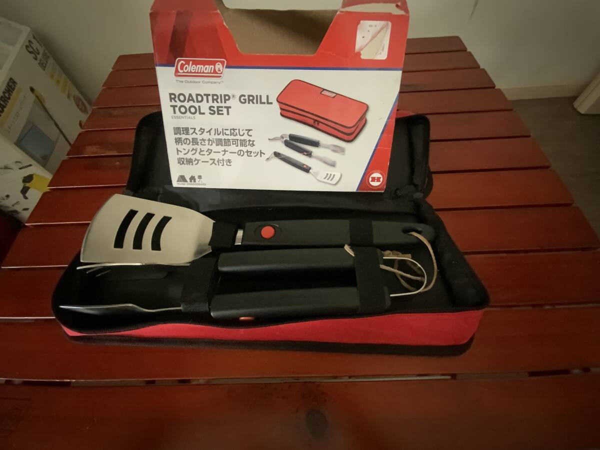 コールマン ROADTRIP GRILL TOOL SET ESSENTIALS拍卖