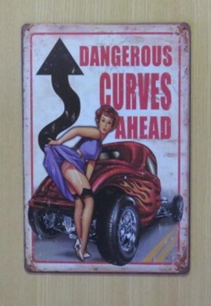 送料無料 ホットロッド 標識 金属製 メタルサインプレート デンジャラス カーブズ アヘッド HOTROD 看板 ブリキ拍卖