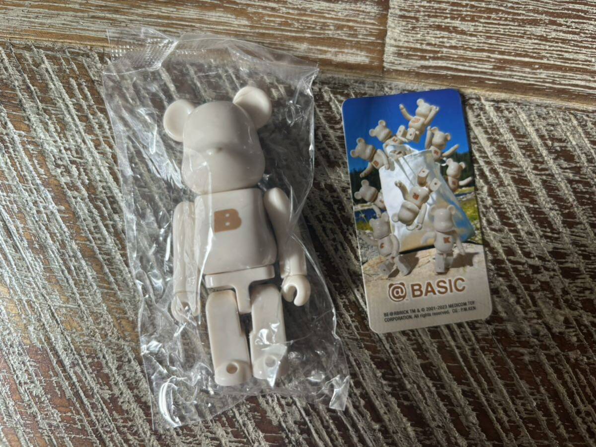 ベアブリック /BE@RBRICK シリーズ47 ベーシック 小B(メディコムトイ・フィギュア)拍卖