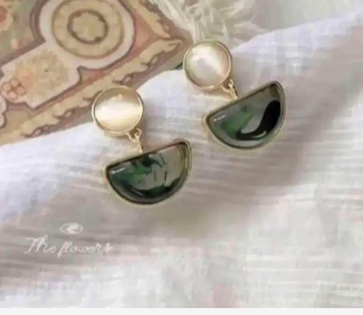 【100%ニッケルフリー】レトロ ピアス 緑 クラシカル プレゼント シルバー拍卖