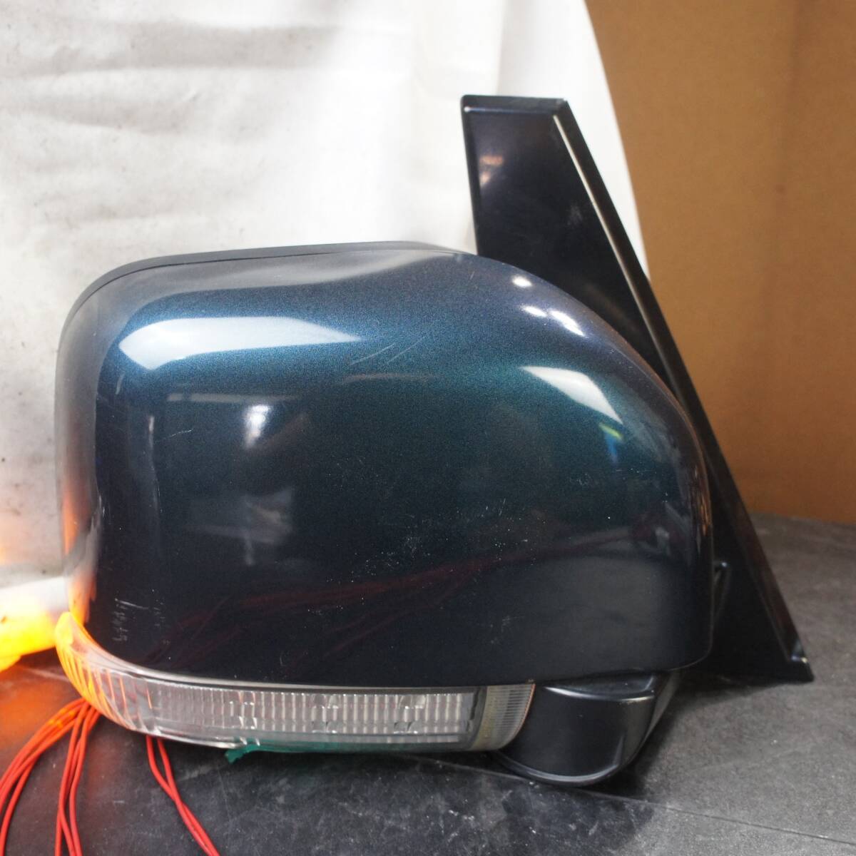 動作OK 運転席側 9P サイドミラー F15B グリーン CV5W デリカD:5 ウインカー 右 214-87918 三菱 純正 参考 7632A348 @7491s拍卖