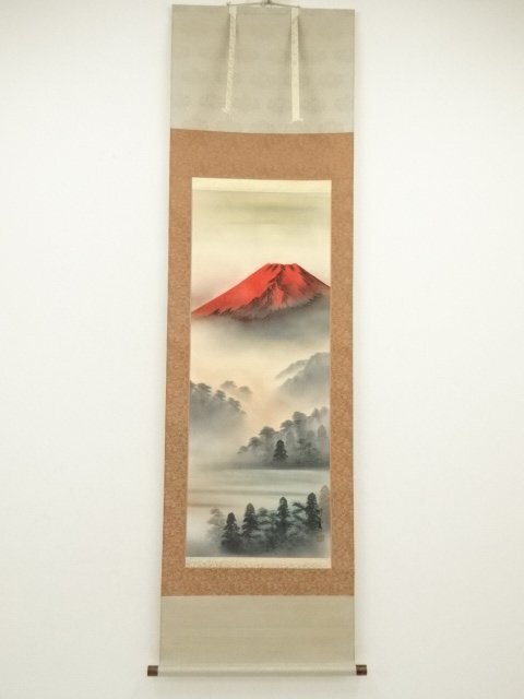 ys7068317; 宗sou 彩雲筆 赤富士 肉筆絹本掛軸(共箱)【道】拍卖