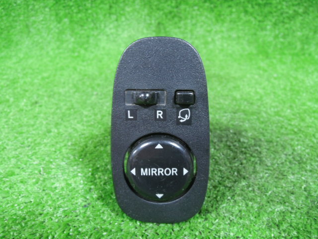 トヨタ ビスタ CV43 電動格納 ドアミラースイッチ 中古 183475 8ピン 15399拍卖
