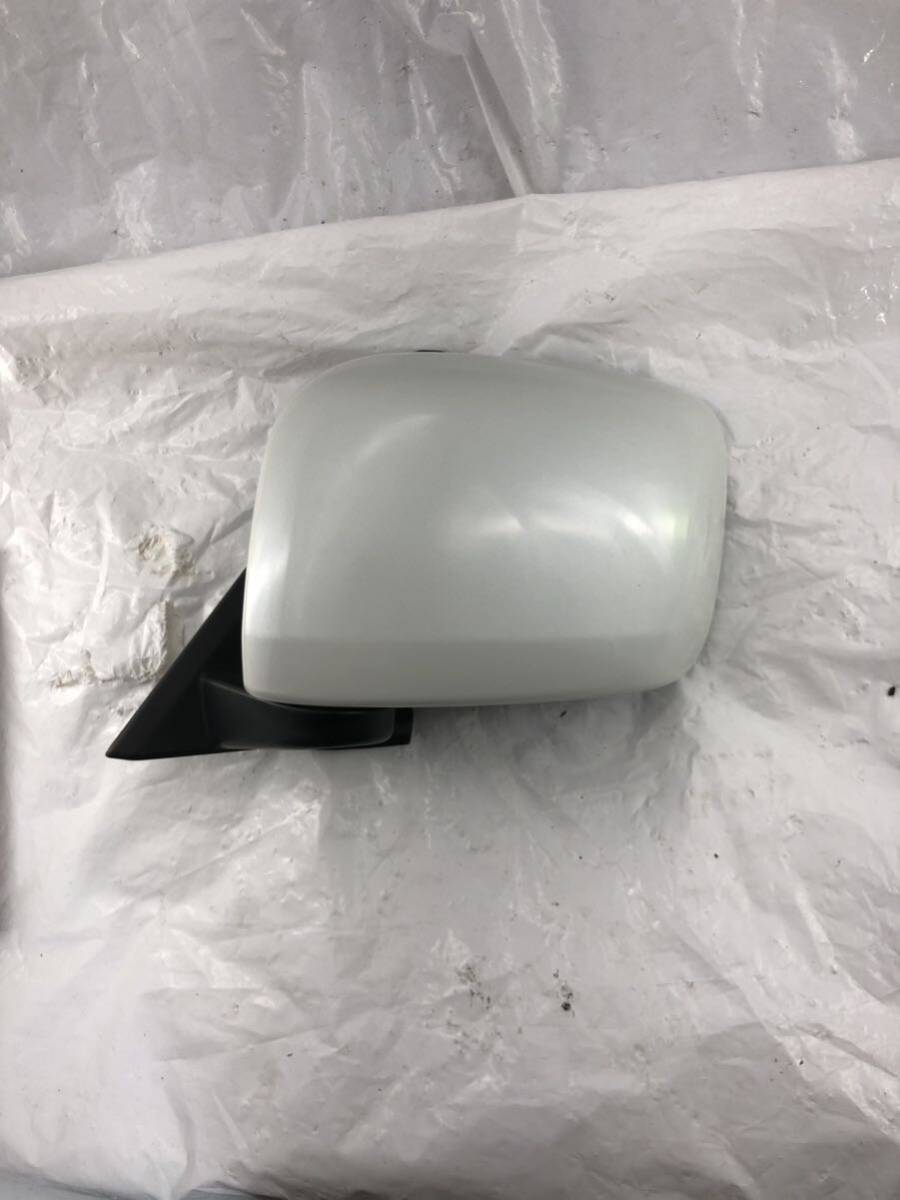 h9.148 ソリオ 令和1年 MA26S 左 ドアミラー サイドミラー 5ピン 左側助手席側 白パール ZVR 拍卖