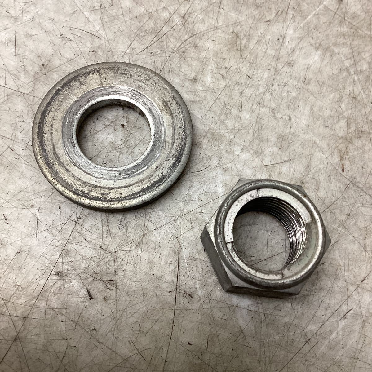 M45-6 スズキ アドレスV125S CF4MA リアホイールナット 純正部品拍卖