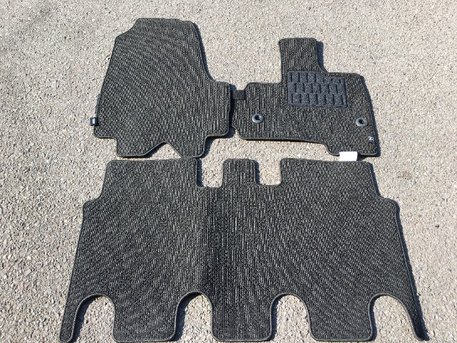 240812 N-BOX JF3/JF4 カスタム スロープ福祉車両 フロアマット 1台分拍卖