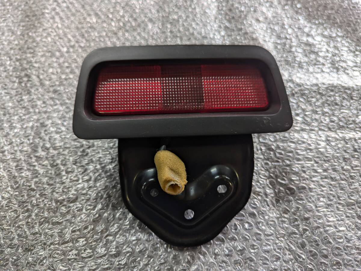 2400912 ダイハツ ミラジーノ L700s 純正ハイマウントストップランプ ストップランプ ライト拍卖