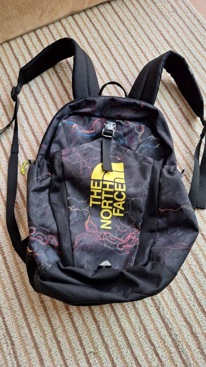 ノースフェイス キッズ用リュック ブラック拍卖