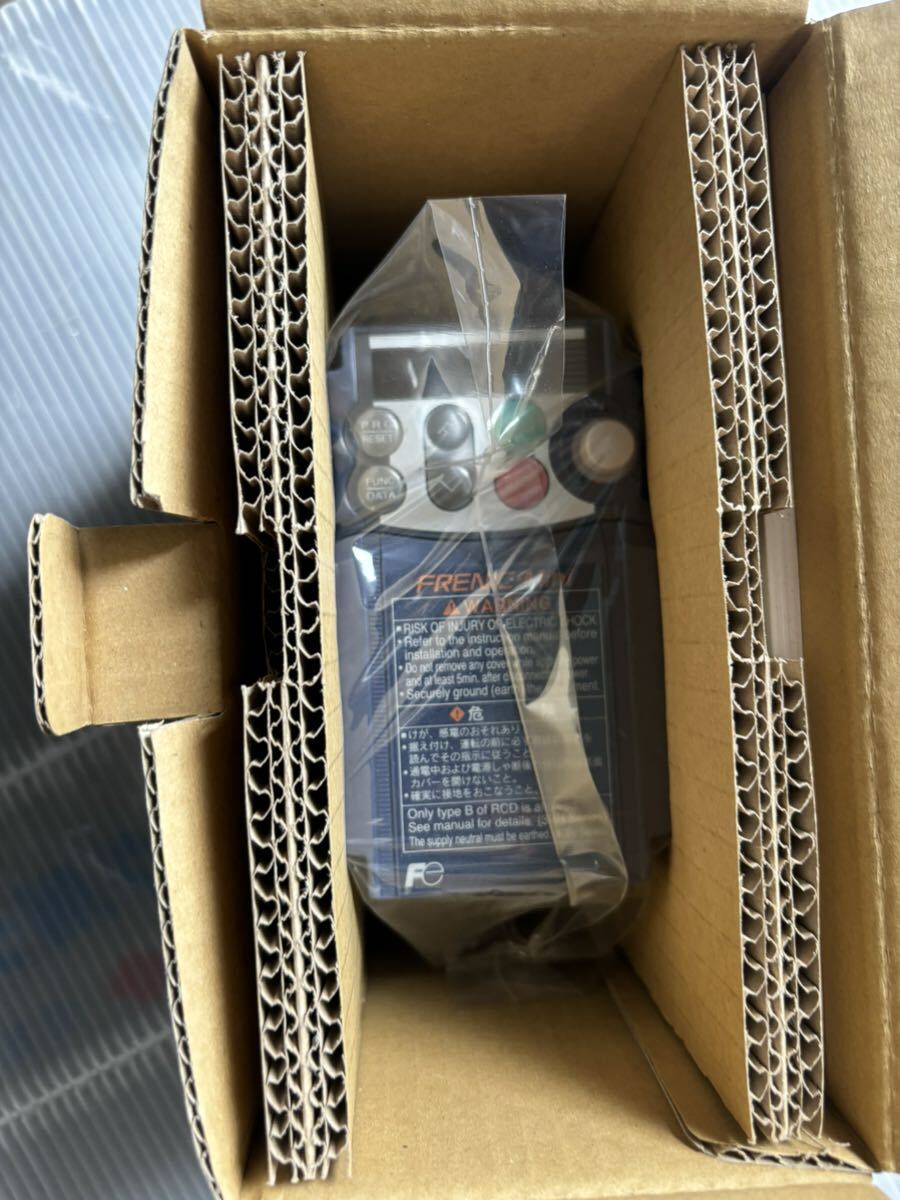 ff1003 富士電機 インバーター FRNO.4C1S-2J 未使用品拍卖