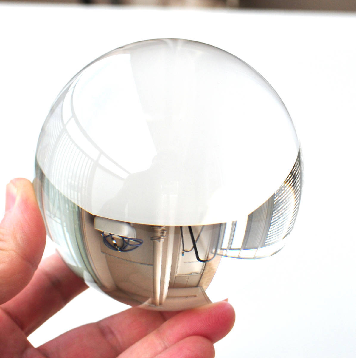 ☆天然石卸☆超激レア☆完全別格品(宝石質)☆天然水晶玉(ロッククリスタル)無垢玉☆山梨甲府研磨※鑑別書付!!※ファイナルクオリティー拍卖