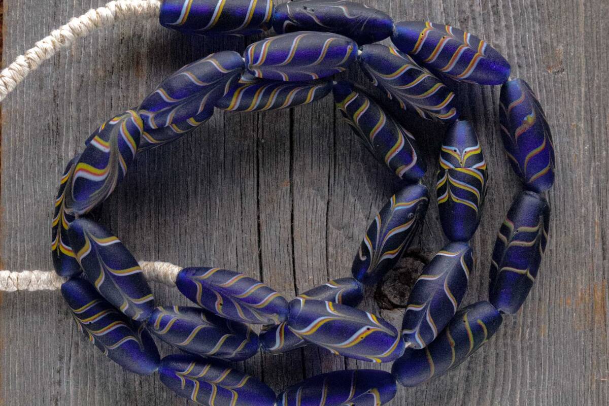 *antique feather beads拍卖