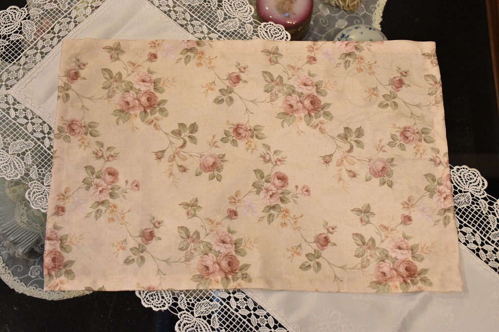 HM23*条件付き送料無料も有!*ランチョンマット*はっ水加工*ベージュ*30×45*ハンドメイド*バラ*おしゃれ*上品*エレガント*シック*防水拍卖