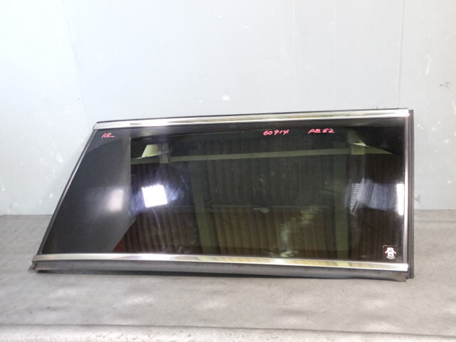 エルグランド DBA-PE52 右 クォーターガラス 右後 83340-1JB0B 350ハイウェイスター 1kurudepa拍卖