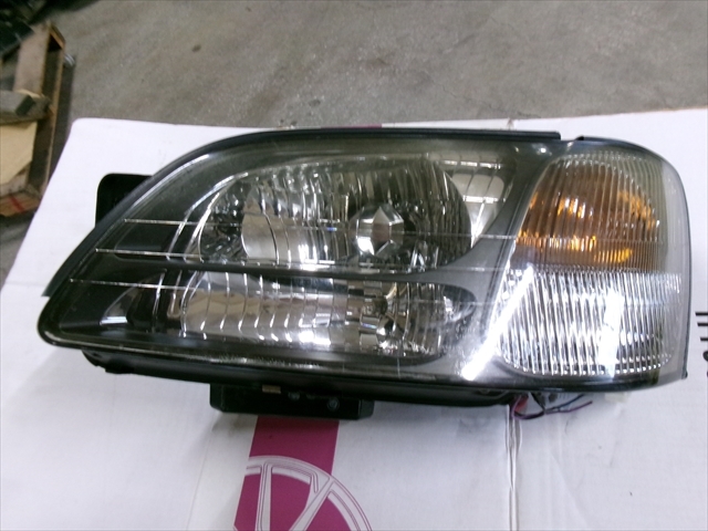 スバル レガシィ B4 純正HIDヘッドライト 左側拍卖