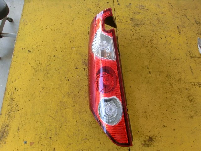 ★カングー 左 テールランプ 平成25年 ABA-KWK4M ライト 12.4万㎞ 即決あり 2013年拍卖