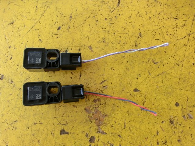 ★カングー センサー 2個 平成25年 ABA-KWK4M エアバック 8201279378 12.4万㎞ 即決あり 2013年拍卖