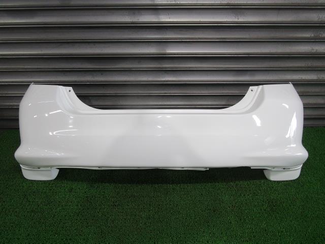フィット DBA-GD1 リアバンパー 71501-SAA-900ZF 71501-SAA-9000 NH578 タフタホワイト /41688拍卖